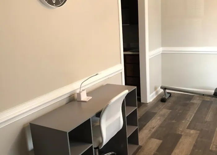 Private Master Queen Homestay Winston-Salem